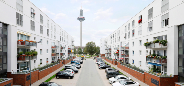 ÜberbauungmitFernsehturm_1920px